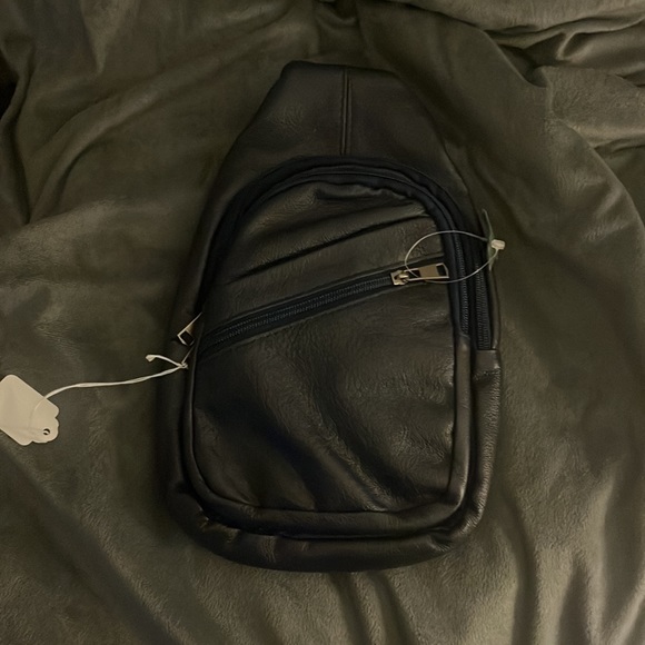 Men’s shoulder Bags - Picture 6 of 7